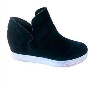 Steve Madden wrangler wedge sneakers